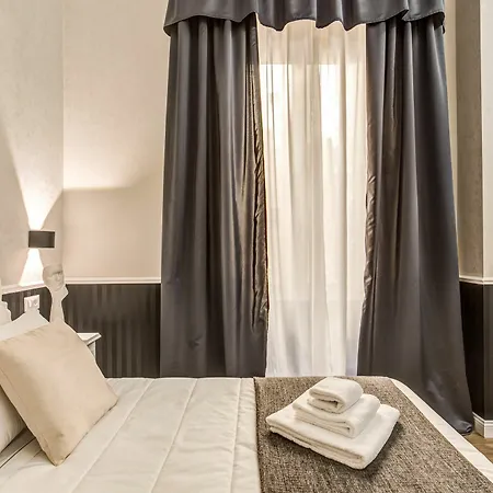 In Veneto 2* Rome